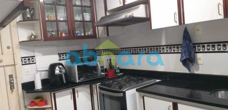 Imagem Apartamento com 3 Quartos à Venda, 145 m² em Copacabana - Rio De Janeiro