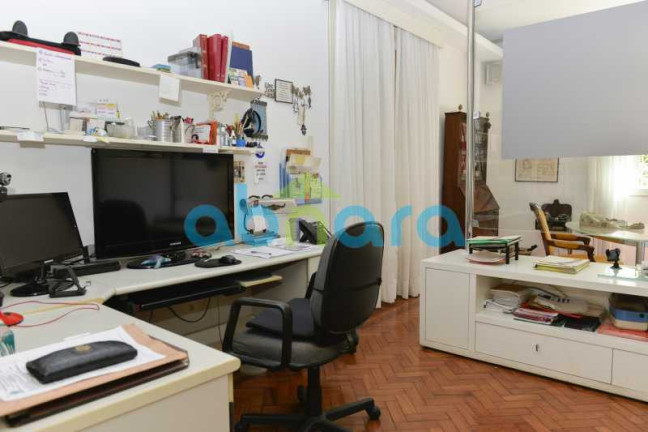 Imagem Casa com 4 Quartos à Venda, 750 m² em Cosme Velho - Rio De Janeiro
