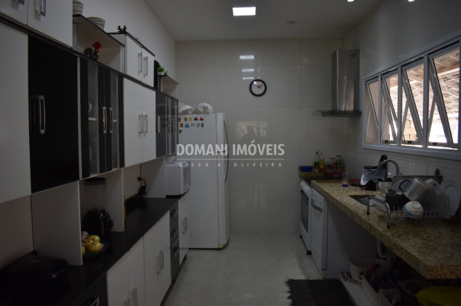 Imagem Casa com 4 Quartos à Venda, 269 m² em Região De Capivari - Campos Do Jordão Imagem Casa com 4 Quartos à Venda, 269 m² em Região De Capivari - Campos Do Jordão