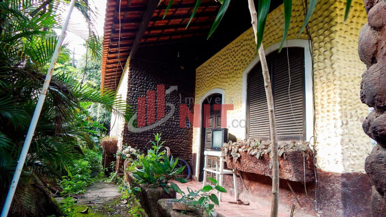 Imagem Terreno à Venda, 750 m² em Maria Paula - Niterói