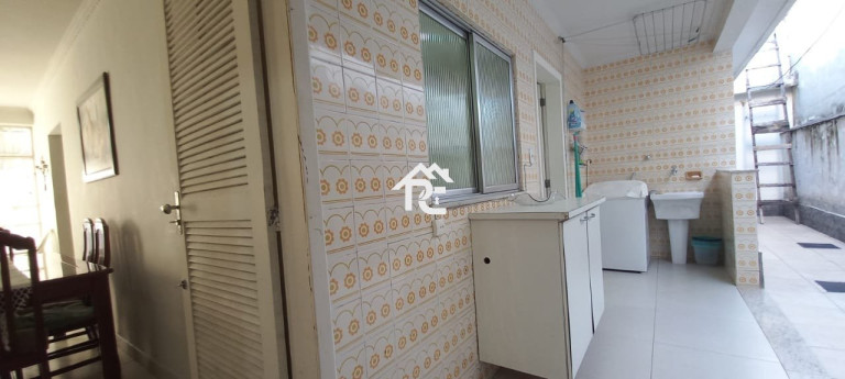 Imagem Casa com 2 Quartos à Venda, 160 m² em São Francisco - Niterói