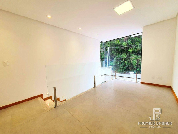 Imagem Casa com 3 Quartos à Venda, 166 m² em Carlos Guinle - Teresópolis