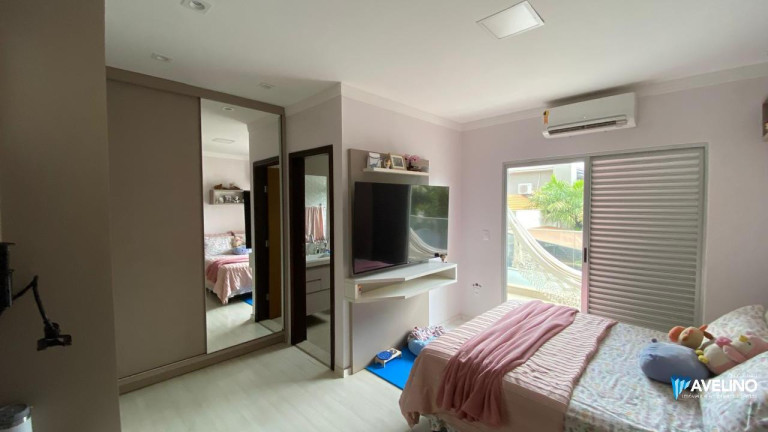 Imagem Sobrado com 9 Quartos à Venda, 345 m² em Ecoville - Dourados