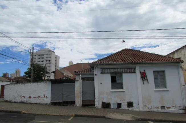 Imagem Imóvel com 3 Quartos à Venda, 234 m² em Centro - Piracicaba