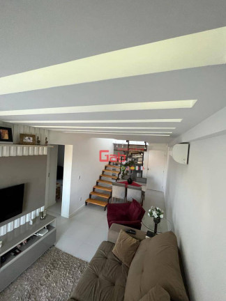 Imagem Cobertura com 3 Quartos à Venda, 132 m² em Palmeiras - Cabo Frio Imagem Cobertura com 3 Quartos à Venda, 132 m² em Palmeiras - Cabo Frio