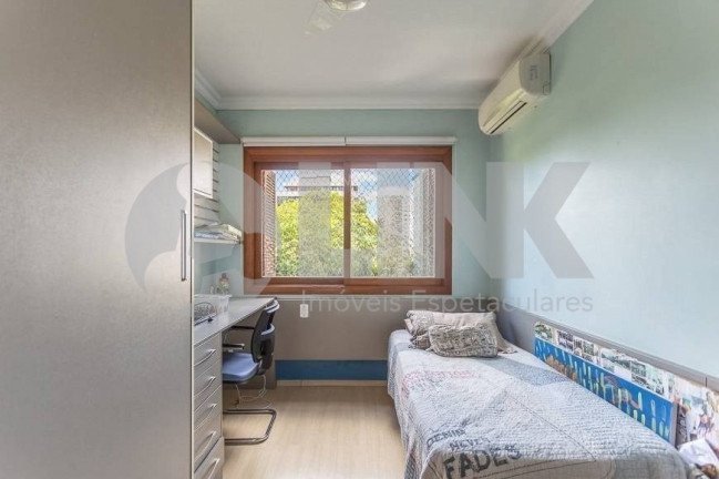 Imagem Apartamento com 3 Quartos à Venda, 146 m² em Petrópolis - Porto Alegre Imagem Apartamento com 3 Quartos à Venda, 146 m² em Petrópolis - Porto Alegre