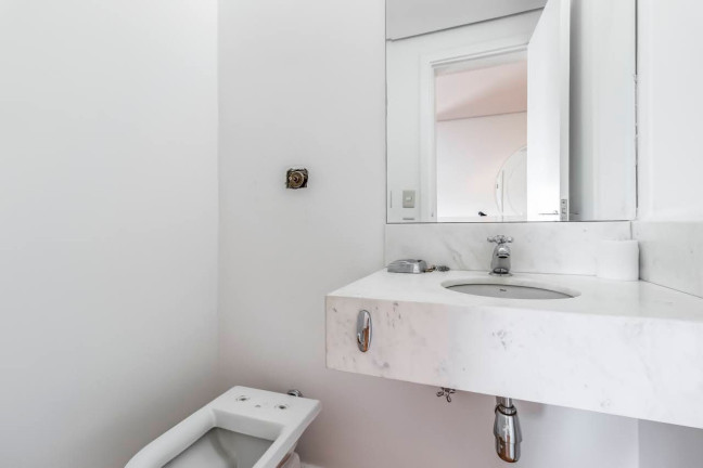 Imagem Apartamento com 3 Quartos para Alugar, 200 m² em Itaim Bibi - São Paulo Imagem Apartamento com 3 Quartos para Alugar, 200 m² em Itaim Bibi - São Paulo