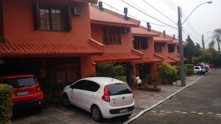 Imagem Imóvel com 3 Quartos à Venda, em Glória - Porto Alegre Imagem Imóvel com 3 Quartos à Venda, em Glória - Porto Alegre