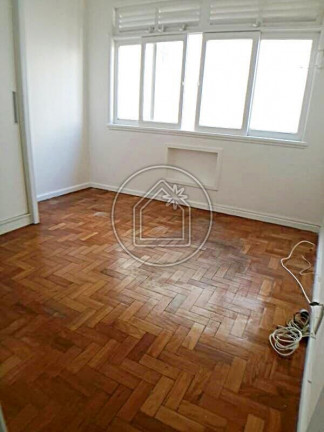 Imagem Apartamento com 1 Quarto à Venda, 18 m² em Leme - Rio De Janeiro