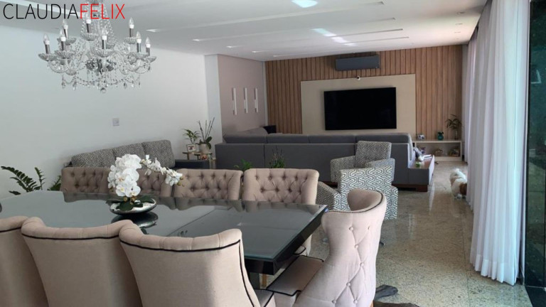 Imagem Casa com 3 Quartos à Venda, 300 m² em Canto Do Forte - Praia Grande Imagem Casa com 3 Quartos à Venda, 300 m² em Canto Do Forte - Praia Grande