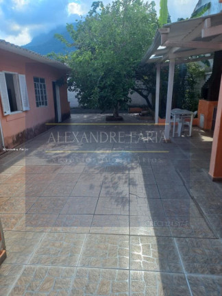 Imagem Casa com 3 Quartos à Venda, 206 m² em Centro - São Sebastião Imagem Casa com 3 Quartos à Venda, 206 m² em Centro - São Sebastião