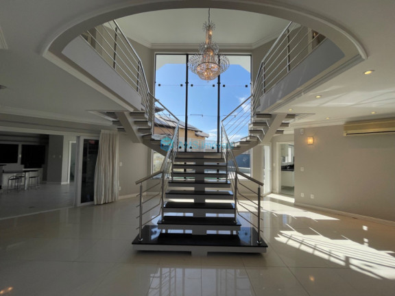 Imagem Sobrado com 4 Quartos à Venda, 340 m² em Bela Vista - Canoas Imagem Sobrado com 4 Quartos à Venda, 340 m² em Bela Vista - Canoas