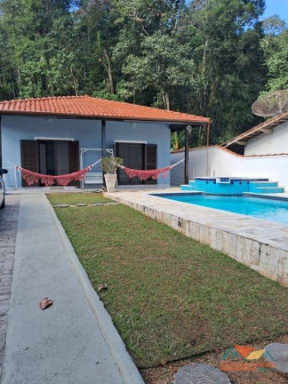 Casa com 3 Quartos à Venda, 137 m² em Massaguaçu - Caraguatatuba