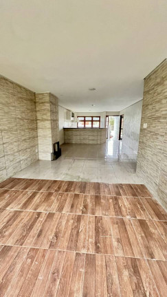 Imagem Casa com 3 Quartos à Venda, 143 m² em Igara - Canoas Imagem Casa com 3 Quartos à Venda, 143 m² em Igara - Canoas