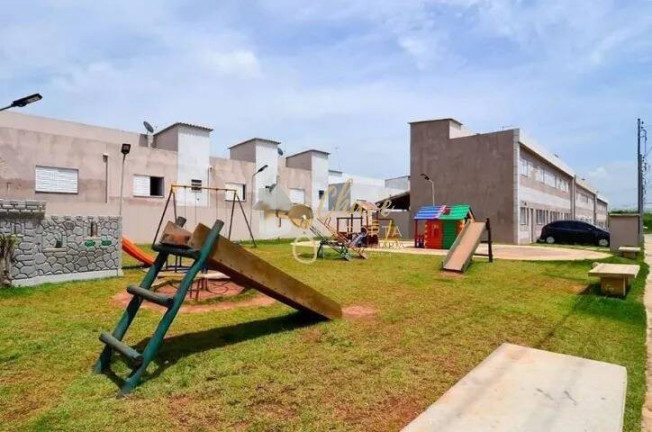 Imagem Casa com 2 Quartos à Venda, 77 m² em água Espraiada (caucaia Do Alto) - Cotia Imagem Casa com 2 Quartos à Venda, 77 m² em água Espraiada (caucaia Do Alto) - Cotia