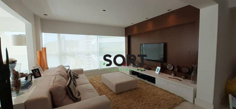 Imagem Apartamento com 3 Quartos à Venda, 170 m² em Centro - Balneário Camboriú