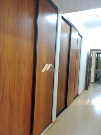 Imagem Imóvel com 4 Quartos à Venda, 274 m² em Cambuí - Campinas Imagem Imóvel com 4 Quartos à Venda, 274 m² em Cambuí - Campinas