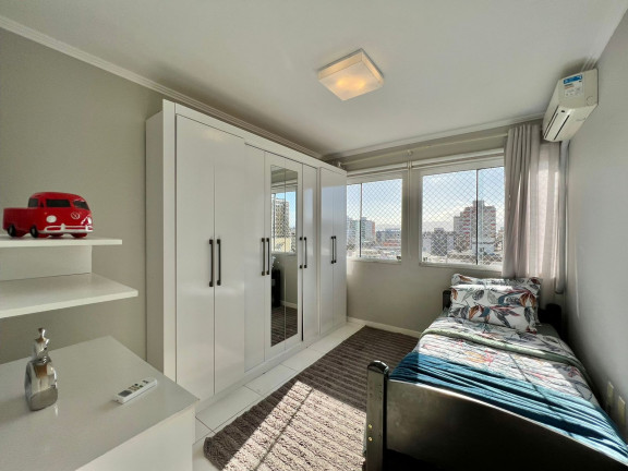 Imagem Apartamento com 2 Quartos à Venda,  em Navegantes - Capão Da Canoa