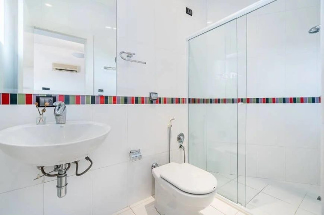 Imagem Casa com 4 Quartos à Venda, 751 m² em Jardim Social - Curitiba Imagem Casa com 4 Quartos à Venda, 751 m² em Jardim Social - Curitiba