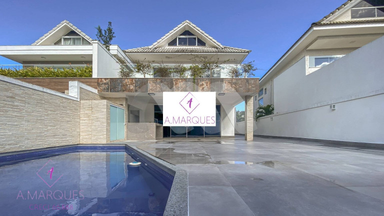 Casa com 4 Quartos à Venda, 324 m² em Recreio Dos Bandeirantes - Rio De Janeiro