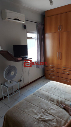 Imagem Casa com 3 Quartos à Venda, 171 m² em Centro - Florianópolis Imagem Casa com 3 Quartos à Venda, 171 m² em Centro - Florianópolis