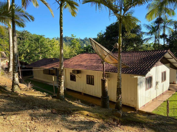 Imagem Chácara com 4 Quartos à Venda, 180 m² em Balneário Piçarras Imagem Chácara com 4 Quartos à Venda, 180 m² em Balneário Piçarras