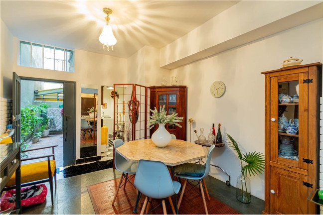 Imóvel com 2 Quartos à Venda, 110 m² em Independência - Porto Alegre