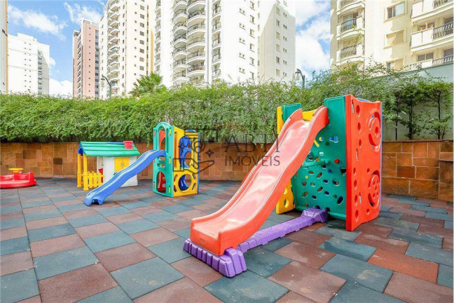 Imagem Apartamento com 3 Quartos à Venda, 100 m² em Moema - São Paulo Imagem Apartamento com 3 Quartos à Venda, 100 m² em Moema - São Paulo