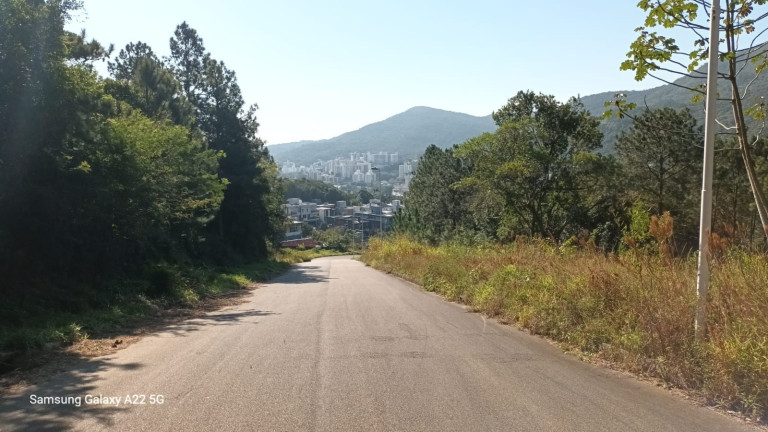 Imagem Terreno à Venda, em Itacorubi - Florianópolis Imagem Terreno à Venda, em Itacorubi - Florianópolis