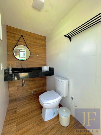 Imagem Casa com 5 Quartos para Temporada, 350 m² em Jurerê Internacional - Florianópolis Imagem Casa com 5 Quartos para Temporada, 350 m² em Jurerê Internacional - Florianópolis