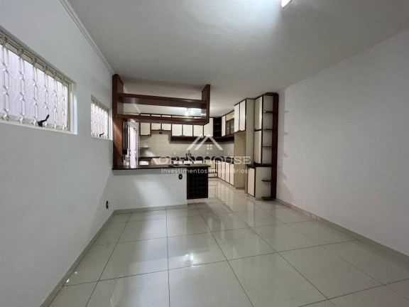 Imagem Casa com 5 Quartos para Alugar, 372 m² em Vila Maria - Botucatu