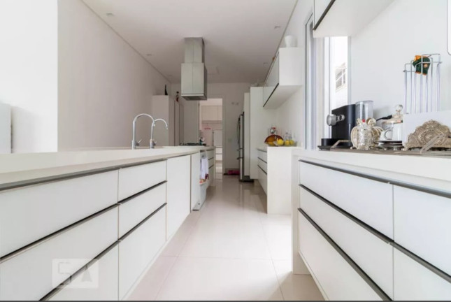 Imagem Imóvel com 5 Quartos à Venda, 835 m² em Alphaville - Santana De Parnaíba Imagem Imóvel com 5 Quartos à Venda, 835 m² em Alphaville - Santana De Parnaíba