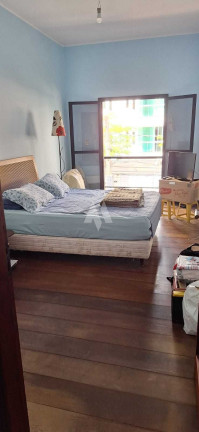 Imagem Casa com 4 Quartos à Venda, 260 m² em Gonzaga - Santos Imagem Casa com 4 Quartos à Venda, 260 m² em Gonzaga - Santos