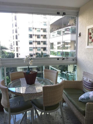 Imagem Imóvel com 3 Quartos à Venda, 118 m² em Icaraí - Niterói Imagem Imóvel com 3 Quartos à Venda, 118 m² em Icaraí - Niterói