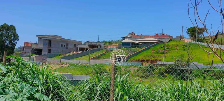 Imagem Terreno à Venda, 1.118 m² em Pinheirinho - Atibaia Imagem Terreno à Venda, 1.118 m² em Pinheirinho - Atibaia