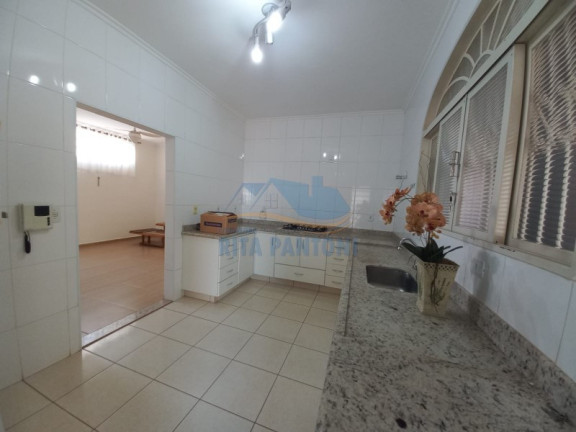 Imagem Casa com 3 Quartos à Venda, 214 m² em Jardim Paulistano - Ribeirão Preto Imagem Casa com 3 Quartos à Venda, 214 m² em Jardim Paulistano - Ribeirão Preto