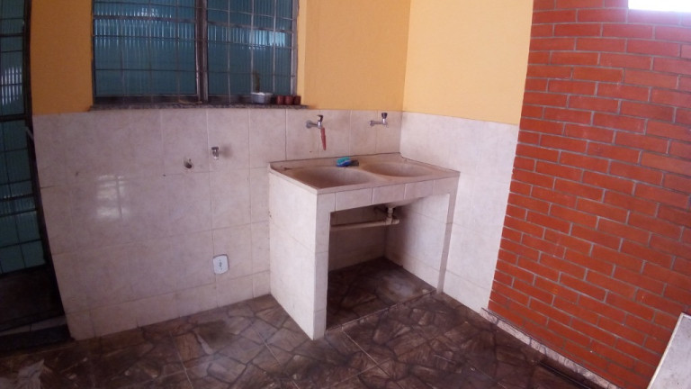 Imagem Casa com 2 Quartos à Venda, 75 m² em Rio Várzea - Itaborai