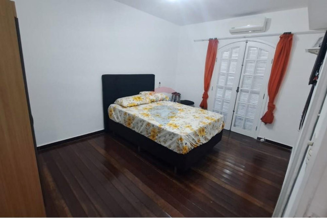 Imagem Casa com 5 Quartos à Venda, 351 m² em Piratininga - Niterói