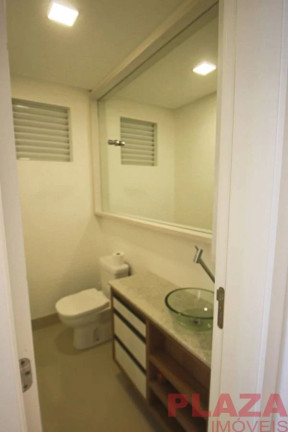 Imagem Apartamento com 3 Quartos à Venda, 128 m² em Centro - Balneário Camboriú Imagem Apartamento com 3 Quartos à Venda, 128 m² em Centro - Balneário Camboriú