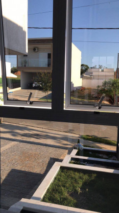 Imagem Casa com 3 Quartos à Venda, 150 m² em São Paulo Imagem Casa com 3 Quartos à Venda, 150 m² em São Paulo