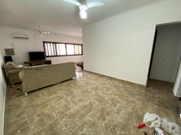 Imagem Casa com 2 Quartos à Venda, 127 m² em Balneário Oásis - Peruíbe