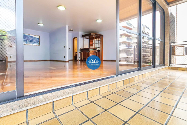 Imagem Flat com 4 Quartos à Venda, 220 m² em Tijuca - Rio De Janeiro Imagem Flat com 4 Quartos à Venda, 220 m² em Tijuca - Rio De Janeiro