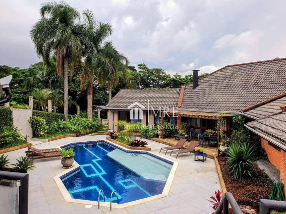 Imóvel com 5 Quartos à Venda ou Locação, 850 m² em Nova Fazendinha - Carapicuíba