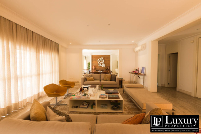 Imagem Apartamento com 3 Quartos à Venda, 280 m² em Vila Nova Conceição - São Paulo