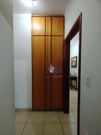 Imagem Casa com 3 Quartos à Venda, 249 m² em Aeroporto - Araçatuba Imagem Casa com 3 Quartos à Venda, 249 m² em Aeroporto - Araçatuba