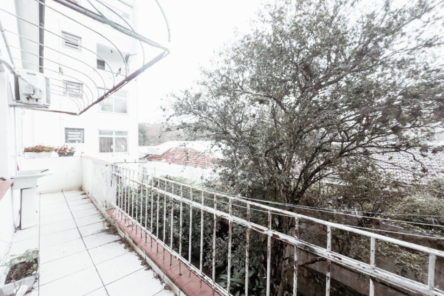 Imagem Casa com 3 Quartos à Venda, 240 m² em Petrópolis - Porto Alegre Imagem Casa com 3 Quartos à Venda, 240 m² em Petrópolis - Porto Alegre