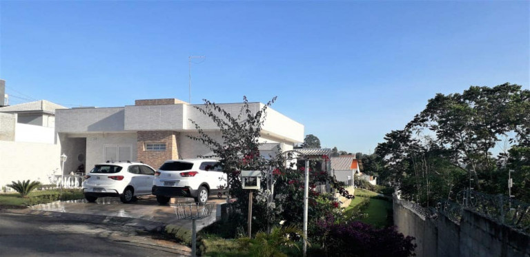 Imagem Imóvel com 3 Quartos à Venda, em Centro - Bragança Paulista Imagem Imóvel com 3 Quartos à Venda, em Centro - Bragança Paulista