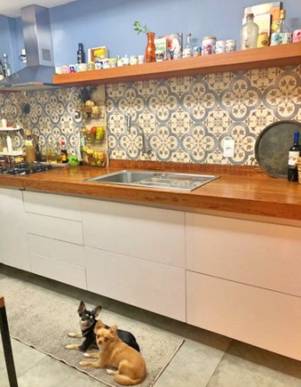 Imagem Imóvel com 2 Quartos à Venda, 75 m² em Maria Paula - Niterói Imagem Imóvel com 2 Quartos à Venda, 75 m² em Maria Paula - Niterói