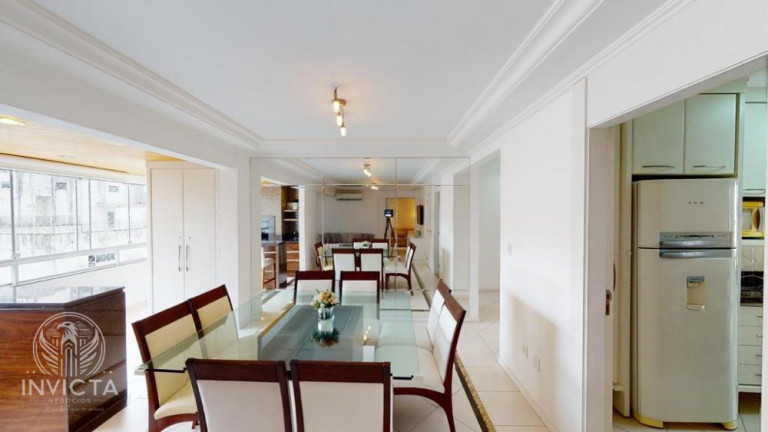Imagem Apartamento com 5 Quartos à Venda, 195 m² em Centro - Balneário Camboriú Imagem Apartamento com 5 Quartos à Venda, 195 m² em Centro - Balneário Camboriú