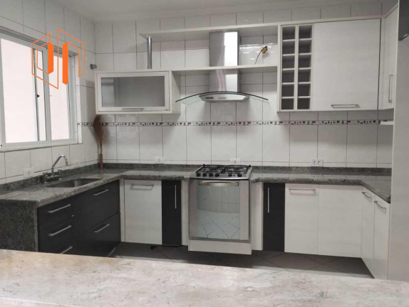 Imagem Sobrado com 3 Quartos à Venda, 170 m² em Boqueirão - Curitiba Imagem Sobrado com 3 Quartos à Venda, 170 m² em Boqueirão - Curitiba